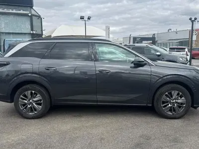 Used Peugeot 5008