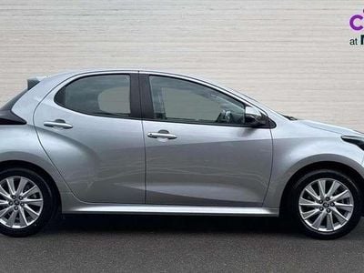 Used Toyota Yaris Hybrid 113 HP (83 kW) 2021 Silver Hatchback