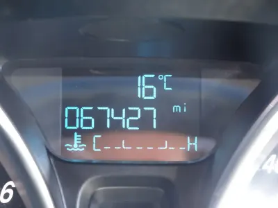Begagnad Ford Fiesta Zetec 100 HK (73 kW) 2017 Grå Halvkombi