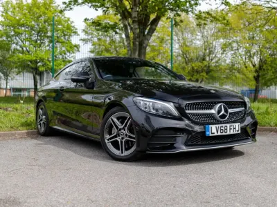 Begagnad Mercedes C200