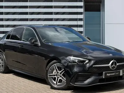 Usado Mercedes C200 AMG line 204 HP (150 kW) 2025 Sedan