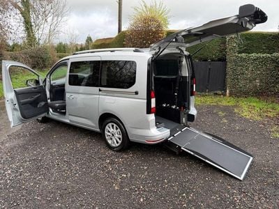 Silver Used 2024 Ford Tourneo Connect Titanium MPV | £27,995 (Expensive)