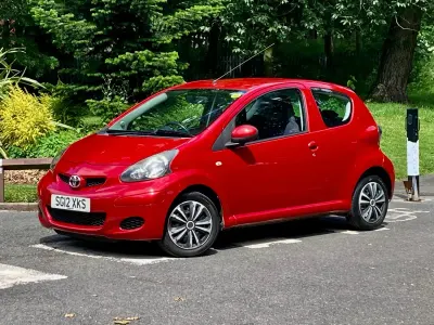 Used Toyota Aygo 68 HP (50 kW) 2012 Red Hatchback