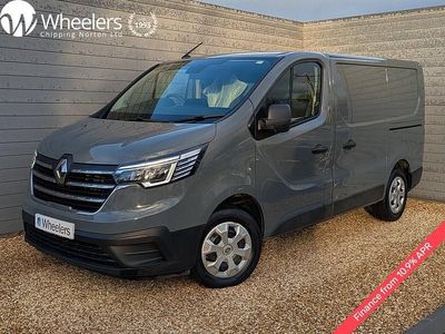 Grey Used 2022 Renault Trafic Business MPV | £17,990 (A bit pricey)