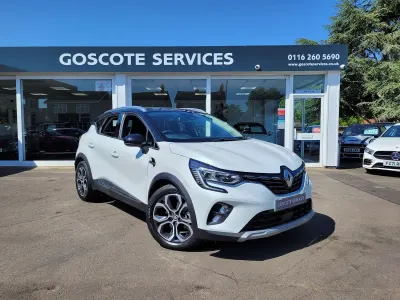 Used Renault Captur Techno 143 HP (105 kW) 2023 White/black SUV