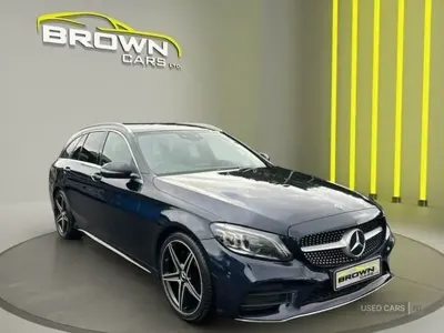 Używany Mercedes C220 AMG line 194 KM (142 kW) 2020 Niebieski Kombi