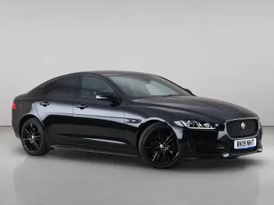 Used Jaguar XE Ingenium 200 HP (147 kW) 2019 Black Sedan