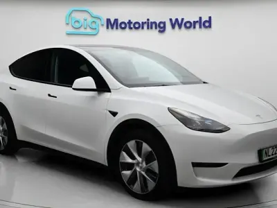 Used Tesla Model Y Long Range AWD 378 kW (514 HP) 2022 White SUV
