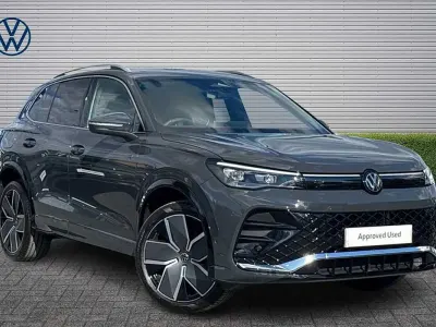 New VW Tiguan R-line 150 HP (110 kW) 2026 Urano grey SUV
