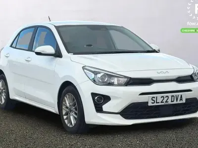 Used Kia Rio Advance 101 HP (74 kW) 2022 White Hatchback
