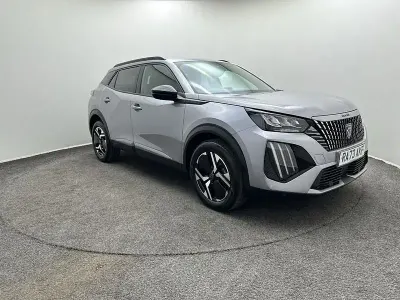 Gebraucht Peugeot 2008 Allure 131 PS (96 kW) 2023 Grau SUV