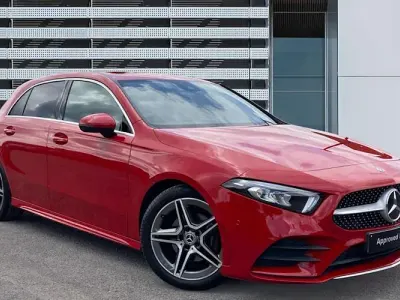 Used Mercedes A180 Executive 116 HP (85 kW) 2019 Red Hatchback