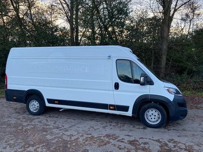 Usado Citroën Relay 140 HP (102 kW) 2019 Branco Van