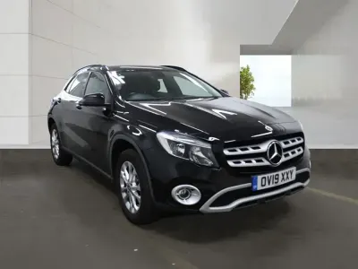 Used Mercedes GLA200 Executive 156 HP (114 kW) 2019 Black SUV