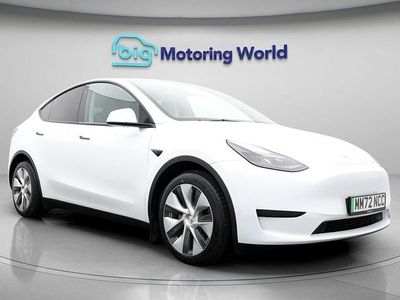 White Used 2022 Tesla Model Y RWD SUV | £22,400 (Fair price)