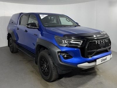 Usado Toyota HiLux Sport 204 HP (150 kW) 2025 Azul Pickup
