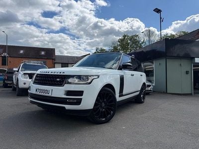 Begagnad Land Rover Range Rover Vogue 306 HK (225 kW) 2015 Vit SUV