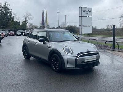 Used Mini Cooper Classic 134 HP (98 kW) 2023 Silver Hatchback