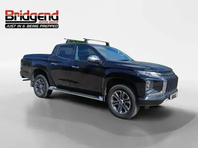 Used Mitsubishi L200 150 HP (110 kW) 2019 Black Pickup