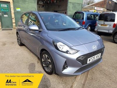 Used Hyundai i10 Advanced 63 HP (46 kW) 2025 Blue Hatchback