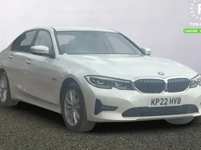 Used BMW 330e Performance 292 HP (214 kW) 2022 White Sedan