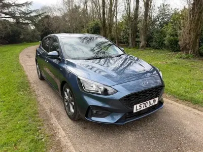 Used Ford Focus ST-Line 155 HP (114 kW) 2020 Blue Hatchback