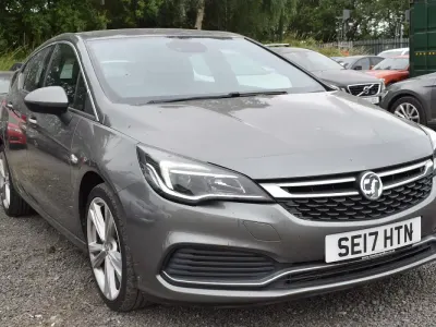 Used Vauxhall Astra SRi 150 HP (110 kW) 2017 Grey Hatchback
