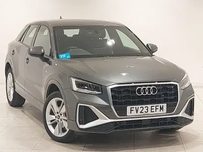 Używany Audi Q2 S-Line 150 KM (110 kW) 2023 Szary SUV