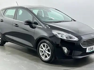 Used Ford Fiesta Zetec 86 HP (63 kW) 2018 Black Hatchback