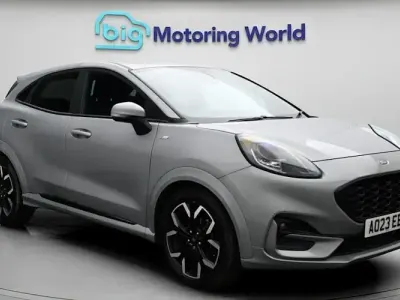 Usado Ford Puma ST-Line X 125 CV (91 kW) 2023 Plateado SUV
