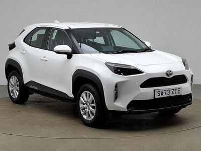 Used Toyota Yaris Hybrid 116 HP (85 kW) 2023 White Estate