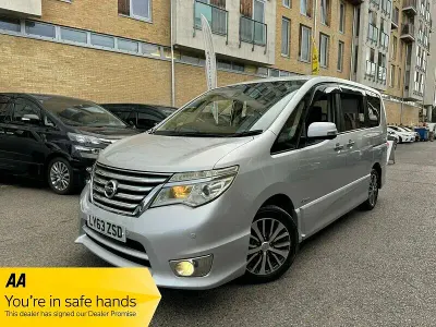 Used Nissan Serena 2014 Silver MPV