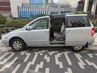 Silver Used 2007 Kia Sedona MPV | £2,550 (A bit pricey)