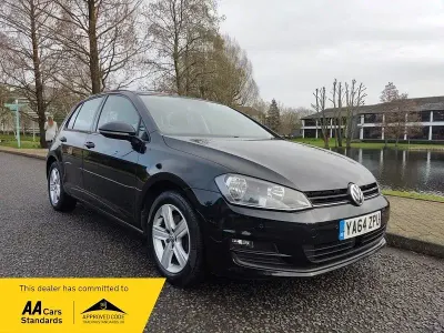 Begagnad VW Golf VII Match 2015 Svart Halvkombi