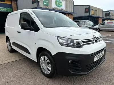Used Citroën Berlingo 100 HP (73 kW) 2020 White MPV