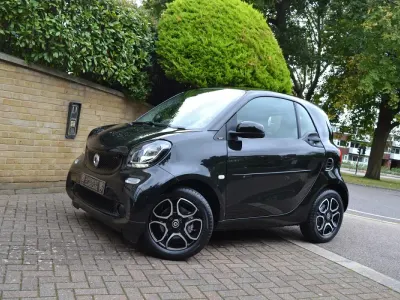 Used Smart ForTwo Coupé Premium 71 HP (52 kW) 2017 Black Coupe