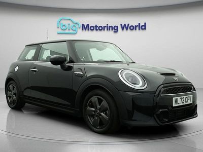 Black Used 2022 Mini Cooper S Classic Hatchback | £17,700 (Super price)