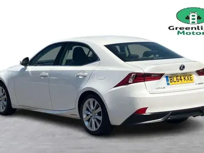 Used Lexus IS300h Executive Line 223 HP (164 kW) 2014 White Sedan