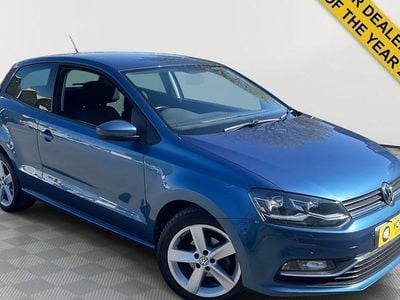 Begagnad VW Polo SEL 90 HK (66 kW) 2016 Blå Halvkombi