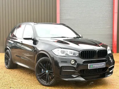 Begagnad BMW X5 Comfort Edition 2018 Svart SUV