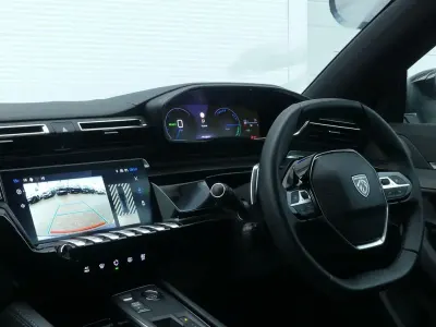 Second-hand Peugeot 508 SW Allure 222 CP (163 kW) 2025 Albastru Break