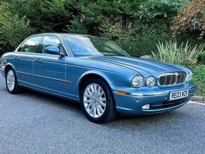 Used Jaguar XJ SE 240 HP (176 kW) 2003 Blue Sedan
