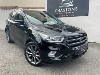 Usado Ford Kuga ST-Line 150 HP (110 kW) 2019 Preto SUV