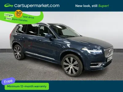 Begagnad Volvo XC90 Inscription 2022 Blå SUV