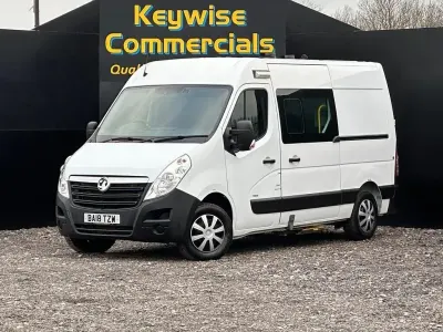 Used Vauxhall Movano 130 HP (95 kW) 2018 White MPV