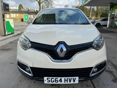 Used Renault Captur Dynamique 2014 Cream SUV