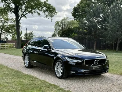 Usado Volvo V90 Momentum 254 CV (186 kW) 2020 Negro Familiar