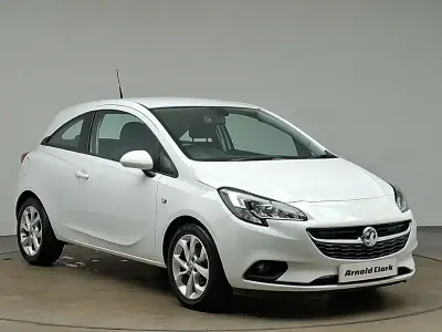 Used Vauxhall Corsa Excite 90 HP (66 kW) 2015 White Hatchback
