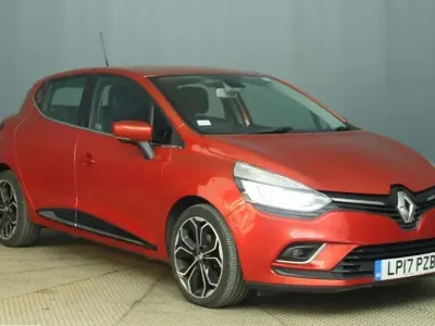 Used Renault Clio Dynamique 110 HP (80 kW) 2017 Hatchback