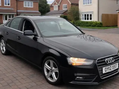 Begagnad Audi A4 Comfort 143 HK (105 kW) 2012 Svart Sedan